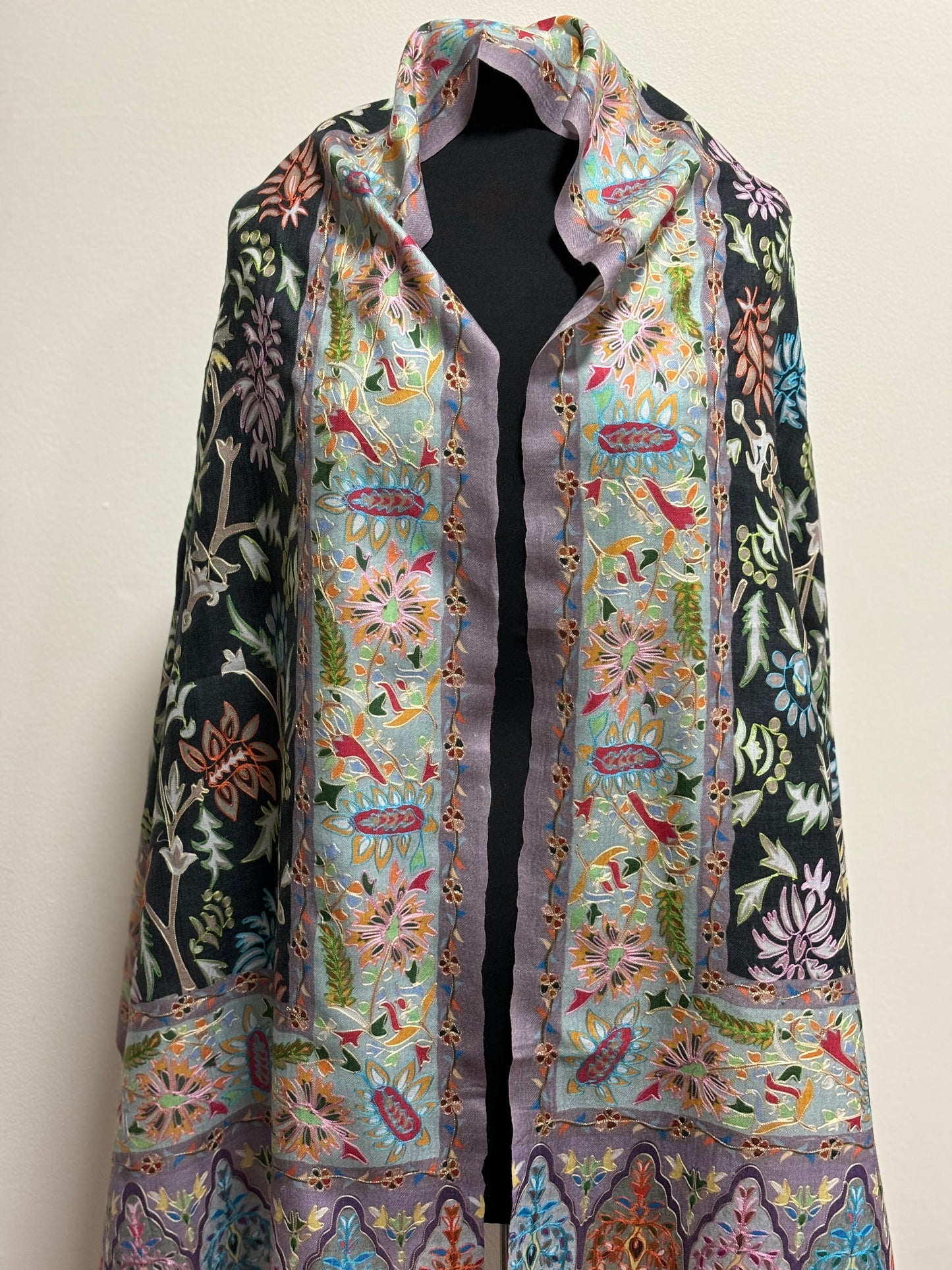 Luna Kalamkaari Multi Color Print on Black Shawl