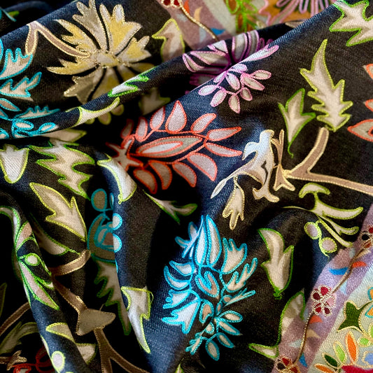 Luna Kalamkaari Multi Color Print on Black Shawl