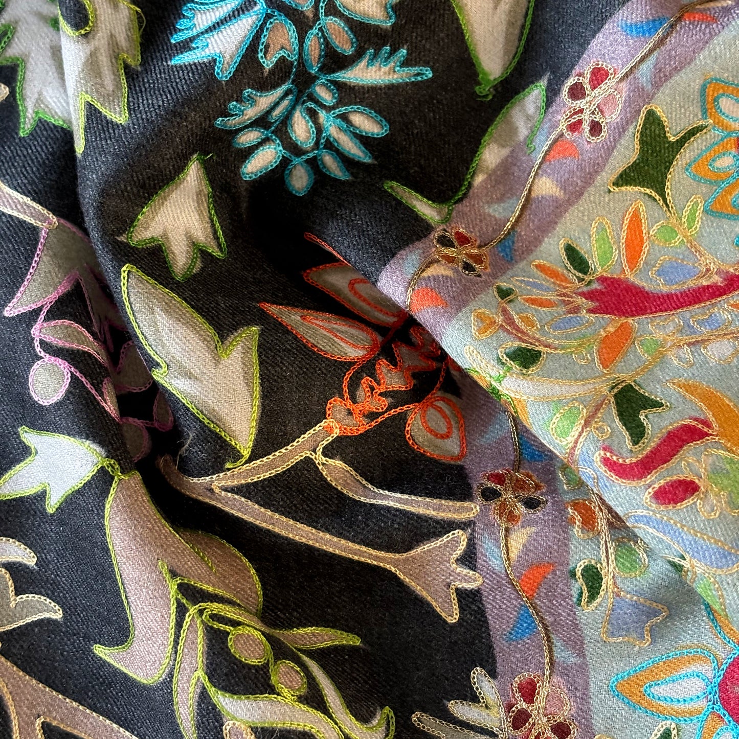 Luna Kalamkaari Multi Color Print on Black Shawl