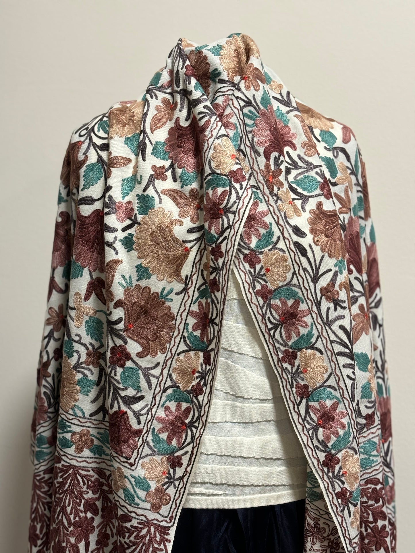 Ivory Color Shawl with Multi Color Aari Embroidry